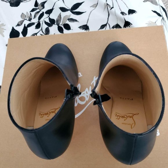 Christian Louboutin Belle's ankle boots. Size 5 and heel 3 inches - Picture 5 of 14